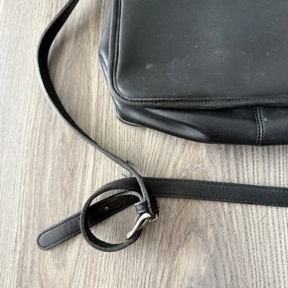VTG 90s Coach Black Leather Willis Crossbody Bag Purse Turnlock 9927 - Picture 14 of 16